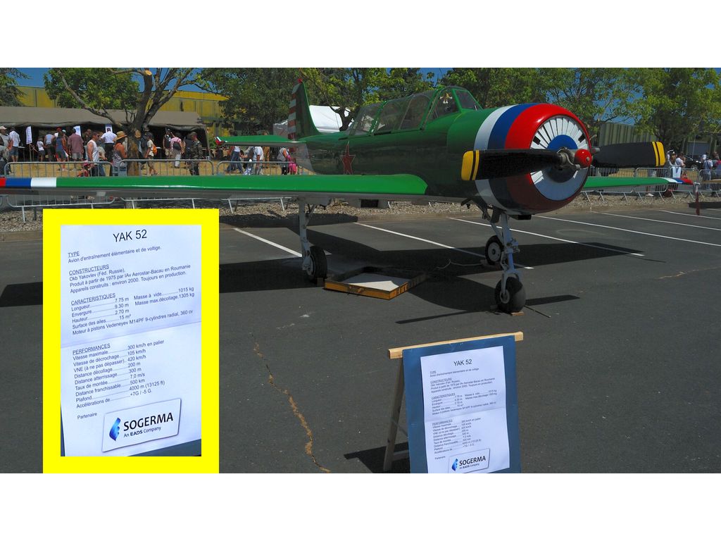 avion YAK52